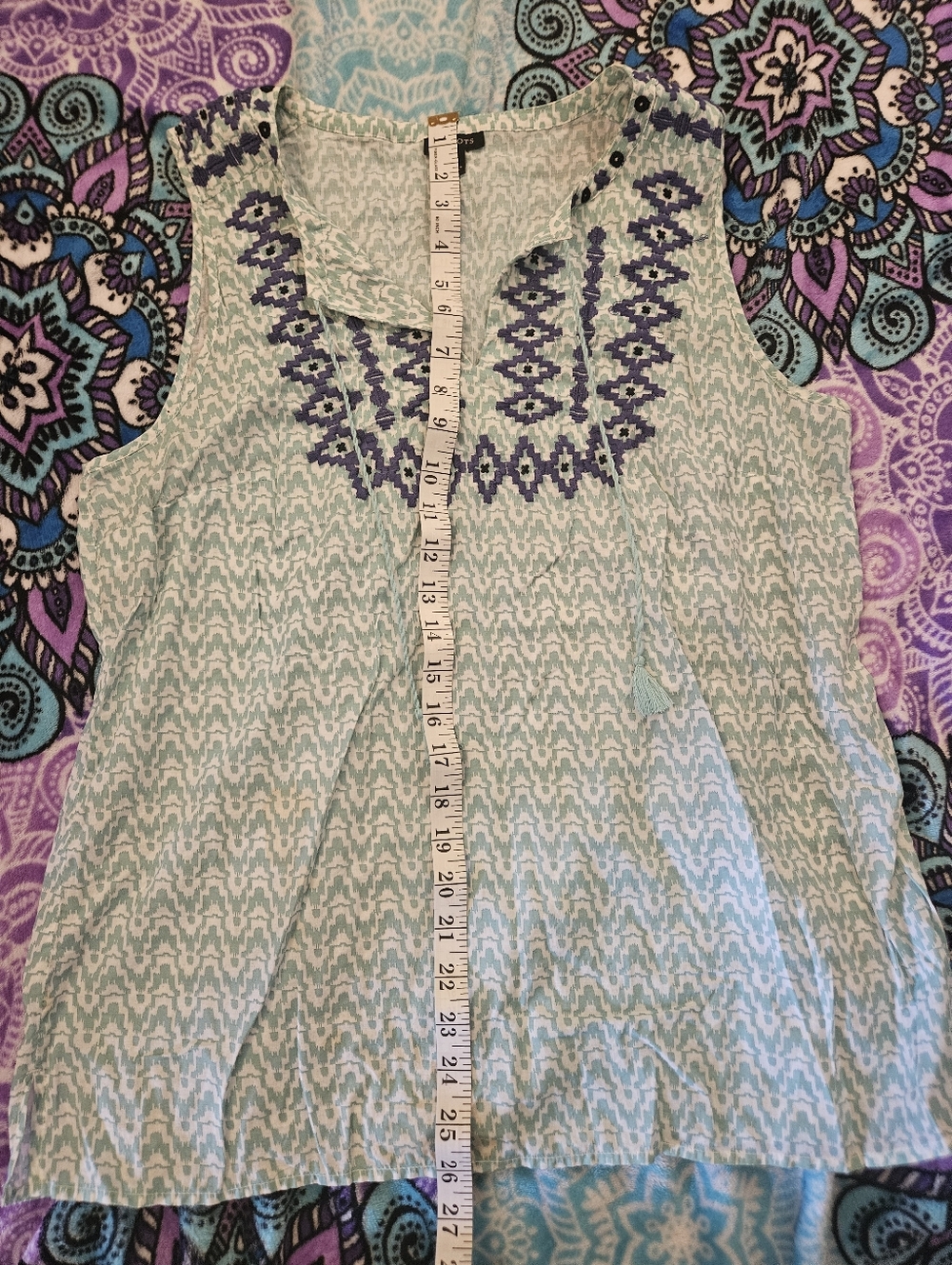Talbots Light Blue Sleeveless Embroidered V-Neck Top - Picture 4 of 5